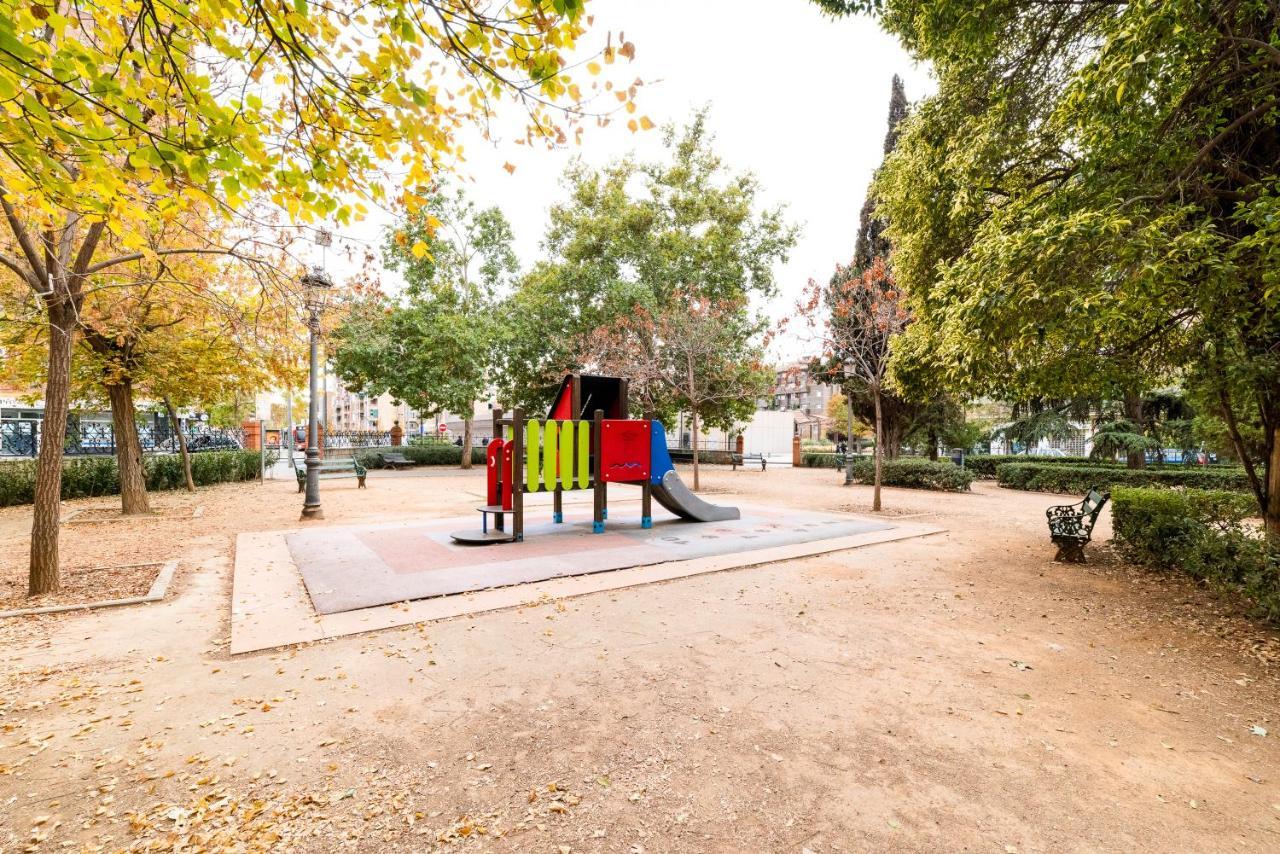 Piso Junto A Parque De Las Ciencias En Granada Luaran gambar